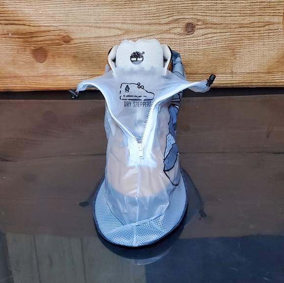 Dry Steppers Rain/Snow Sneaker Protector - Picture 4 of 10